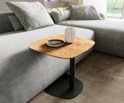 BeistelltischEdge Boot 50x50 cm Eiche Natur Schweizer Kante Eleny Metall Schwarz Versandfertig ca. 01.09.26