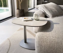 BeistelltischEdge Boot 60x60 cm Keramik Onyx Champagne Eleny Edelstahl gebürstet Versandfertig ca. 28.10.26