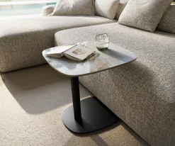 BeistelltischEdge Boot 50x50 cm Keramik Onyx Pearl Eleny Metall Schwarz Versandfertig ca. 01.09.26