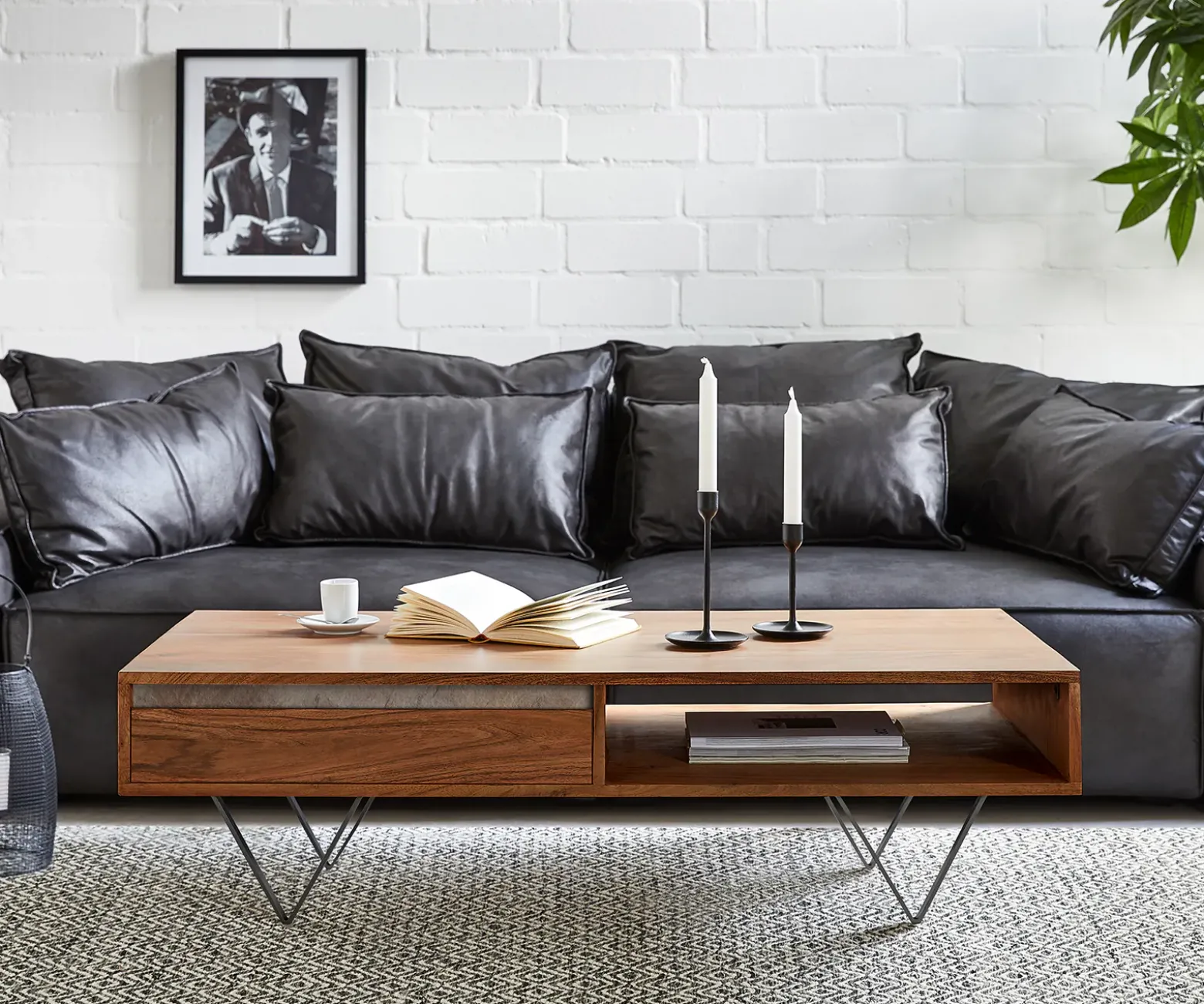 CouchtischStonegrace 115x60 cm Akazie Braun Schiefer 2 Schubladen 1 Fach V-Fuß Schwarz Sofort versandfertig
