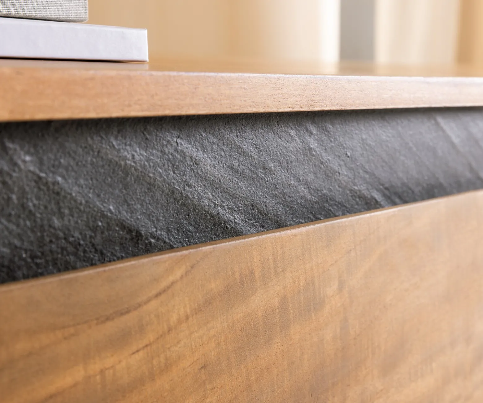 Design-LowboardStonegrace 240 cm Akazie Natur Schiefer 4 Türen Sofort versandfertig