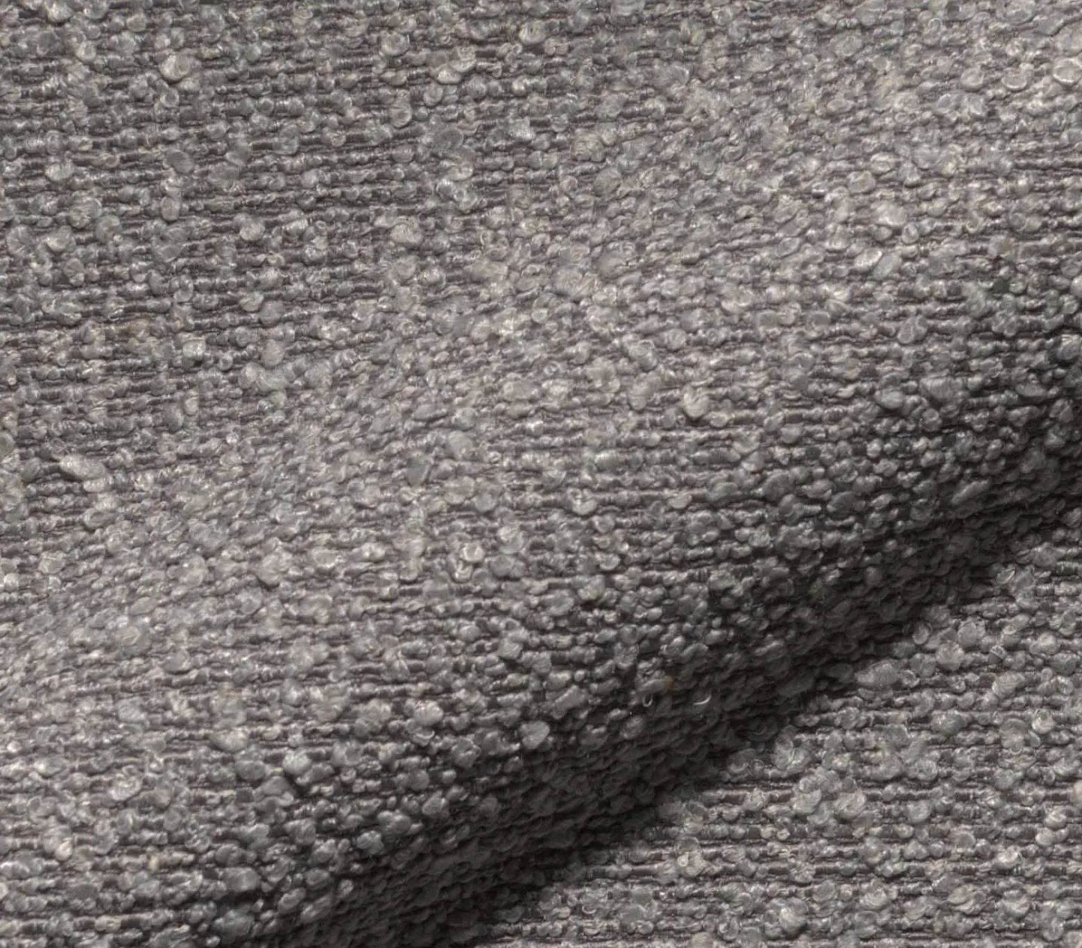 DrehstuhlCaja-Flex mit Armlehnen Bouclé Silbergrau Kreuzgestell breit Effektfinish Titan 360° drehbar Taschenfederkern Sofort versandfertig