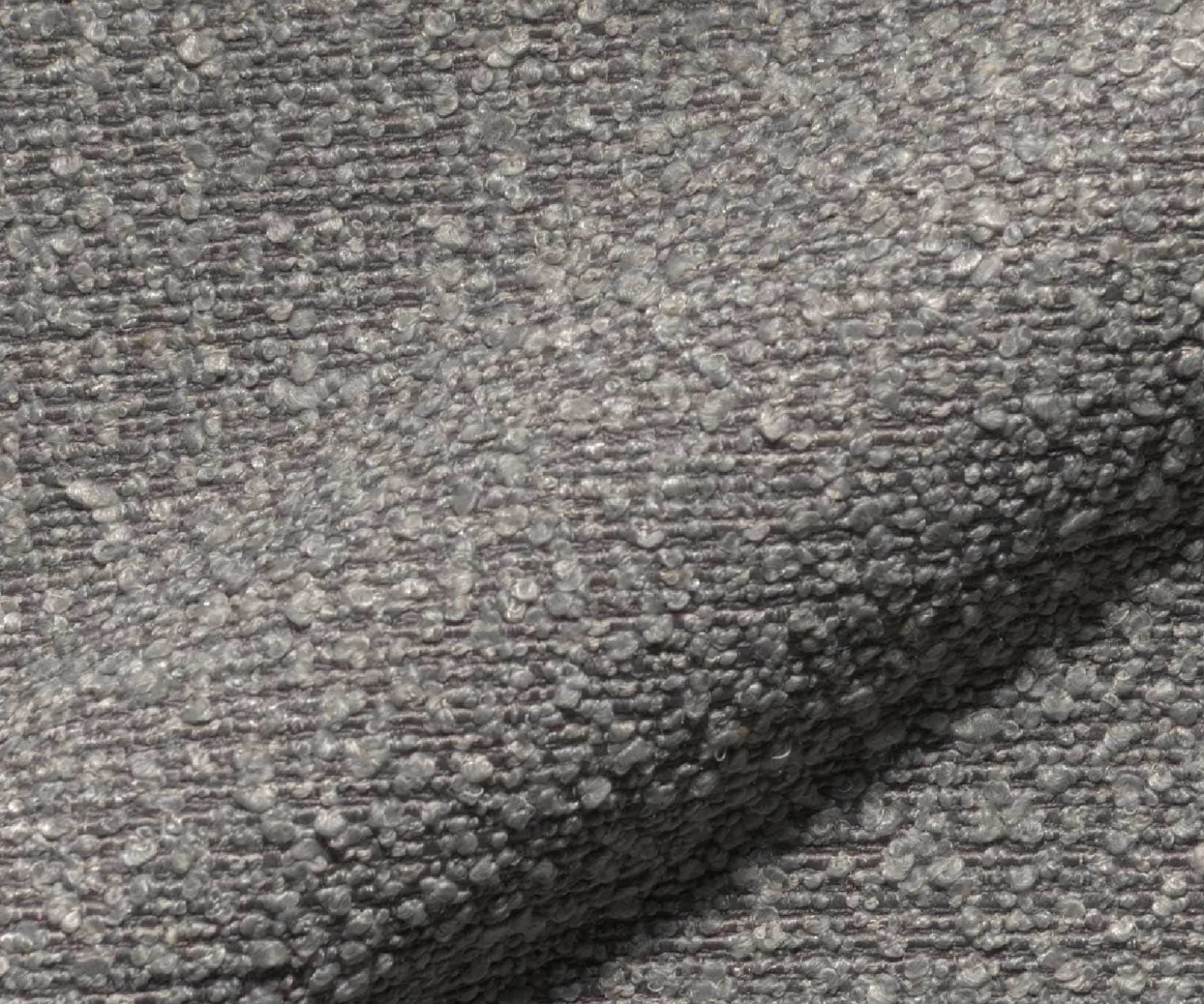 DrehstuhlNube-Flex mit Armlehnen Bouclé Silbergrau Kreuzgestell breit Effektfinish Titan 360° drehbar Wippfunktion Taschenfederkern Sofort versandfertig