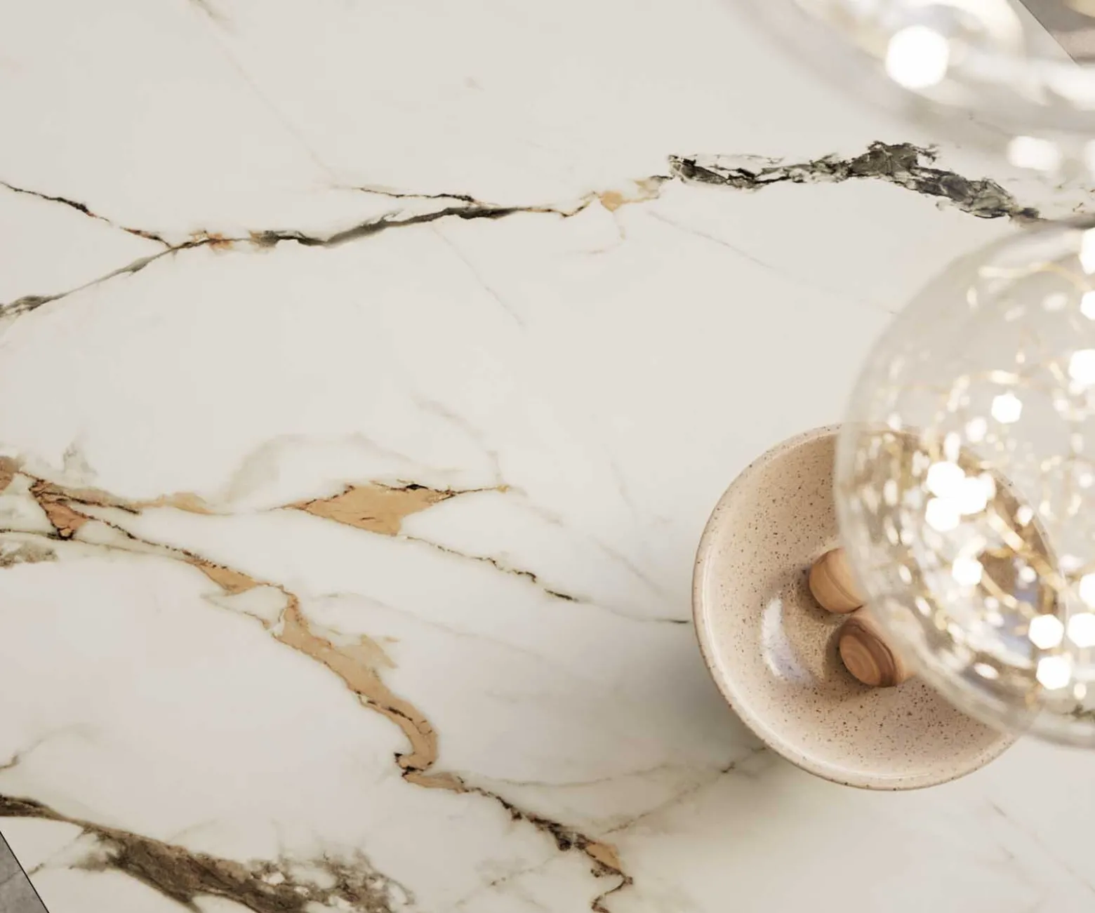 EsstischEdge 200-300x100 Keramik Calacatta Luxe Weiß-Gold-Grau Kreuzgestell Rechteck Schwarz ausziehbar Sofort versandfertig