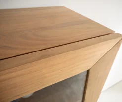 HighboardKayu 115x150 cm Akazie Natur 2 Glastüren V-Fuß Versandfertig ca. 09.10.26