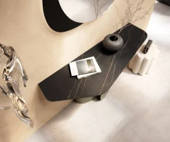 KonsolentischEdge Polygonal 140x50 cm Keramik Laminam® Noir Desir Braun Livos Metall Effektfinish Titan Sofort versandfertig