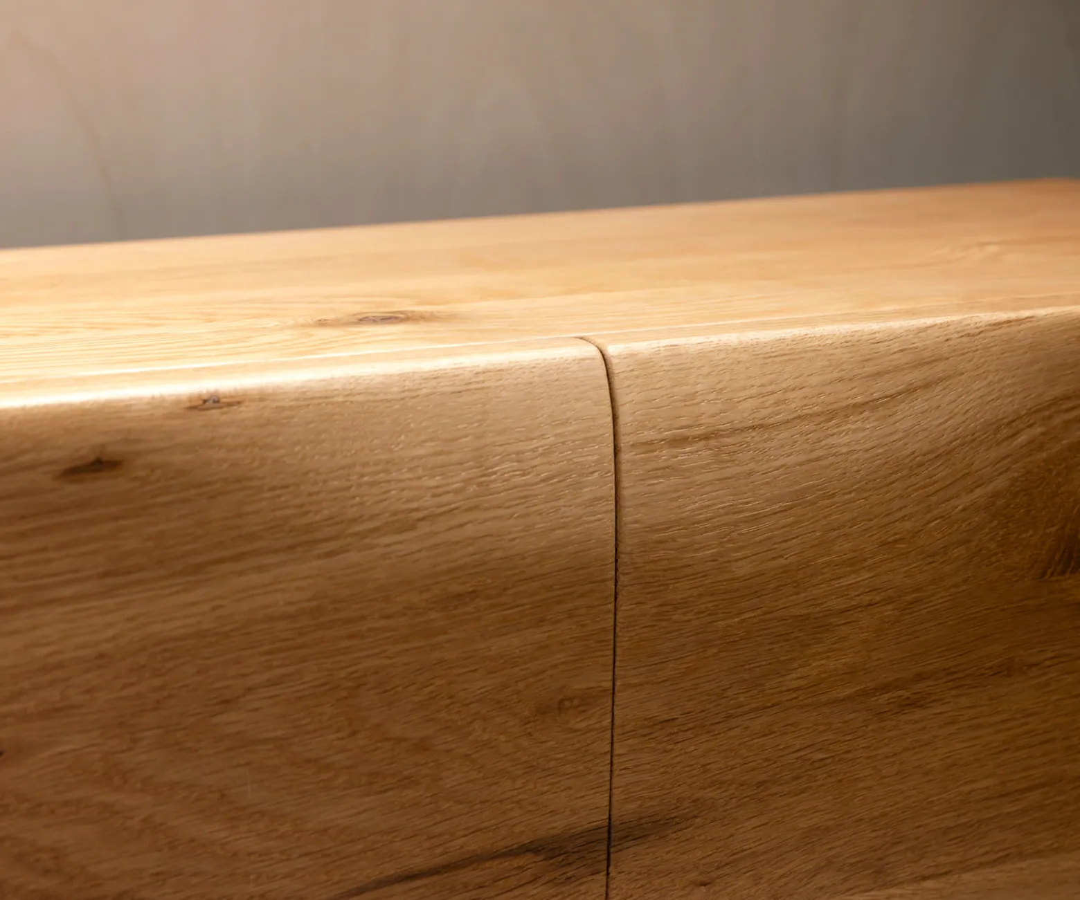 SideboardNew Live-Edge Live-Edge 145 cm Eiche Natur 3 Türen schwebend Sofort versandfertig