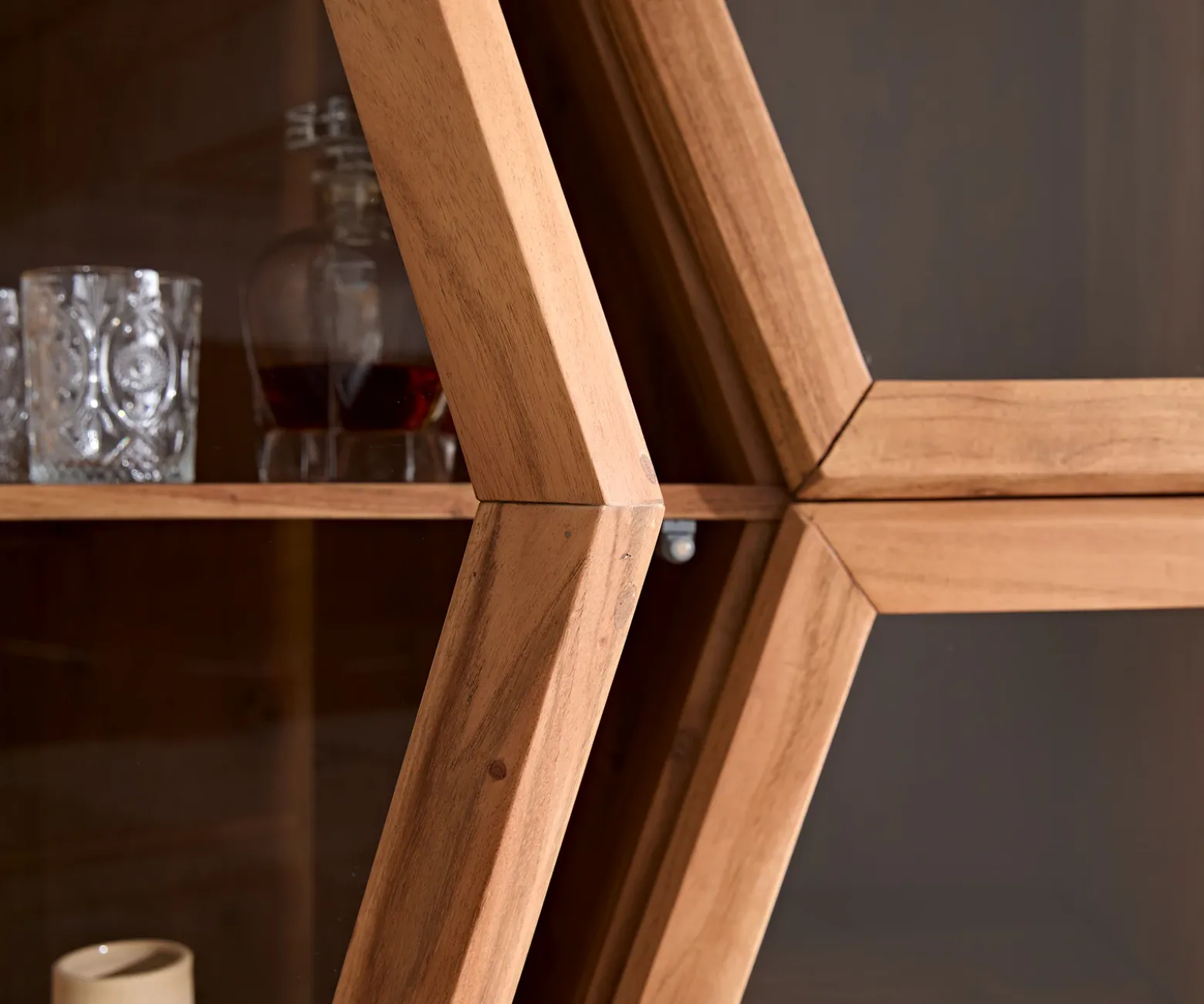 VitrineTaza 75x210 cm Akazie Natur 4 Türen Barschrank Sofort versandfertig